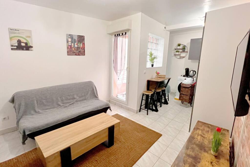 Cosy Appart. Aux Portes De Paris Villejuif Esterno foto