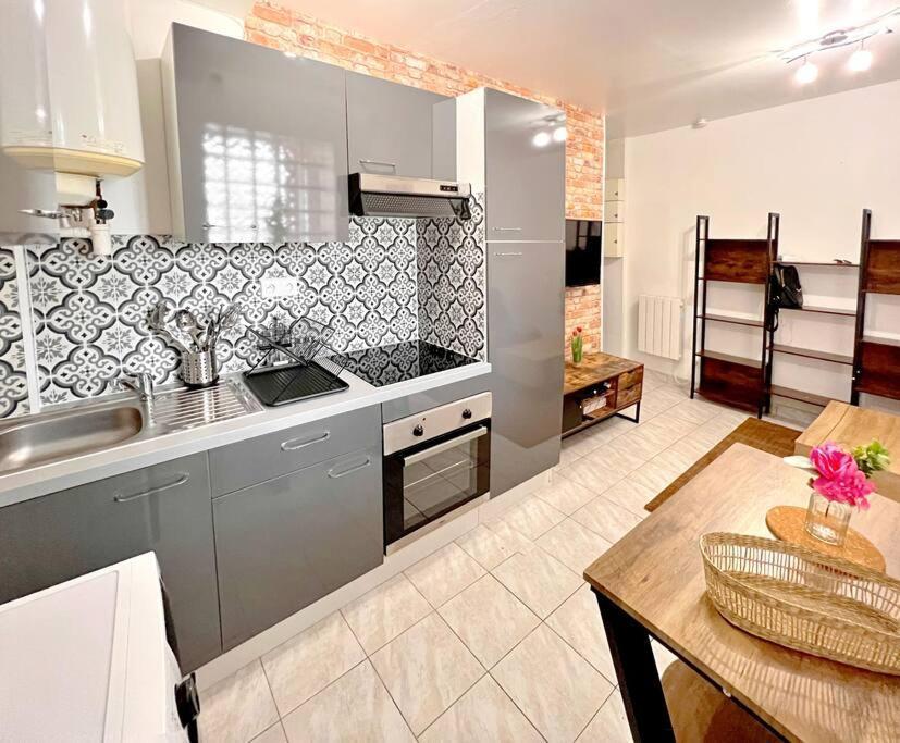 Cosy Appart. Aux Portes De Paris Villejuif Esterno foto